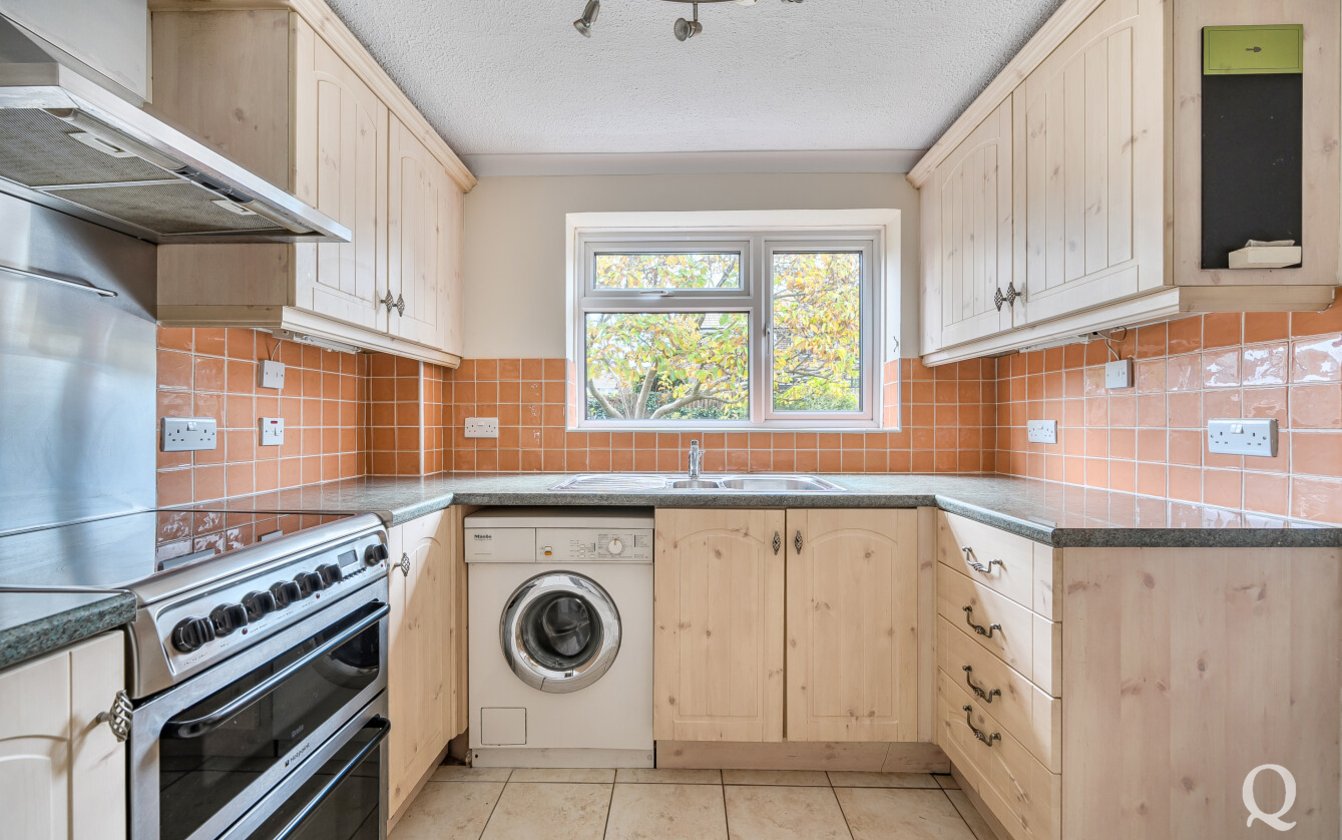 Chartwell Grove, Sittingbourne, Kent, ME10, 8491, image-2 - Quealy & Co