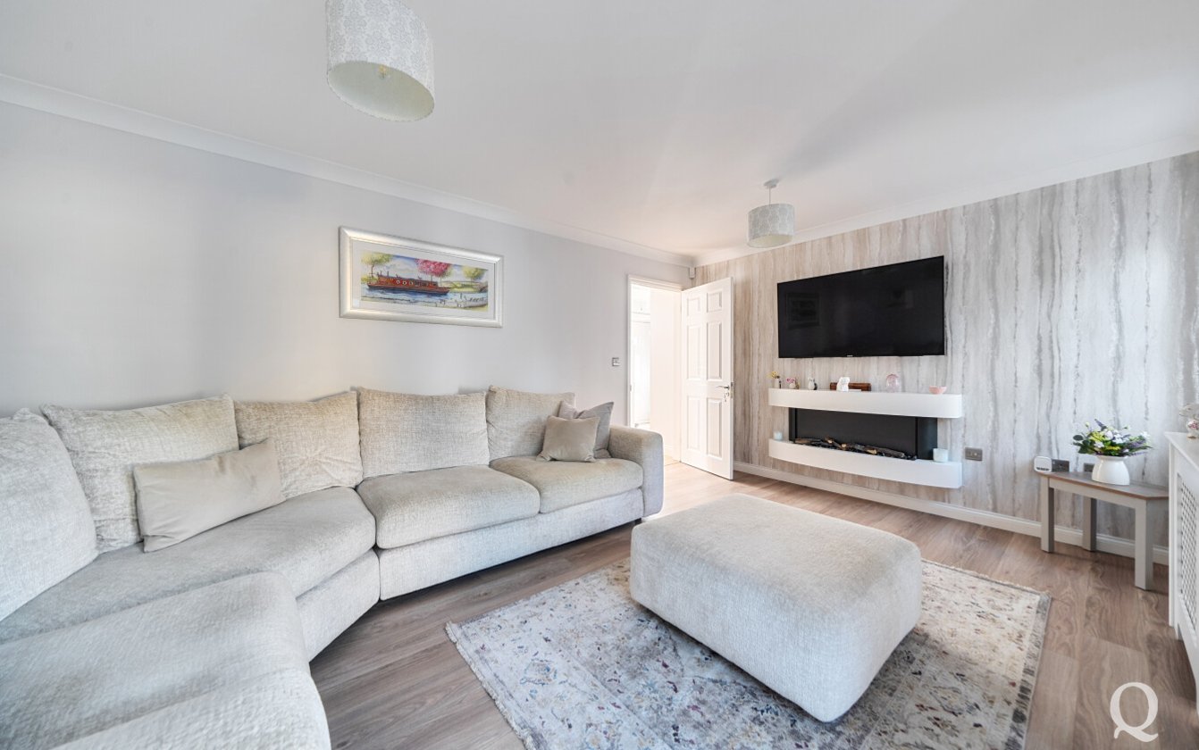 Stangate Drive, Iwade, Sittingbourne, Kent, ME9, 8529, image-4 - Quealy & Co