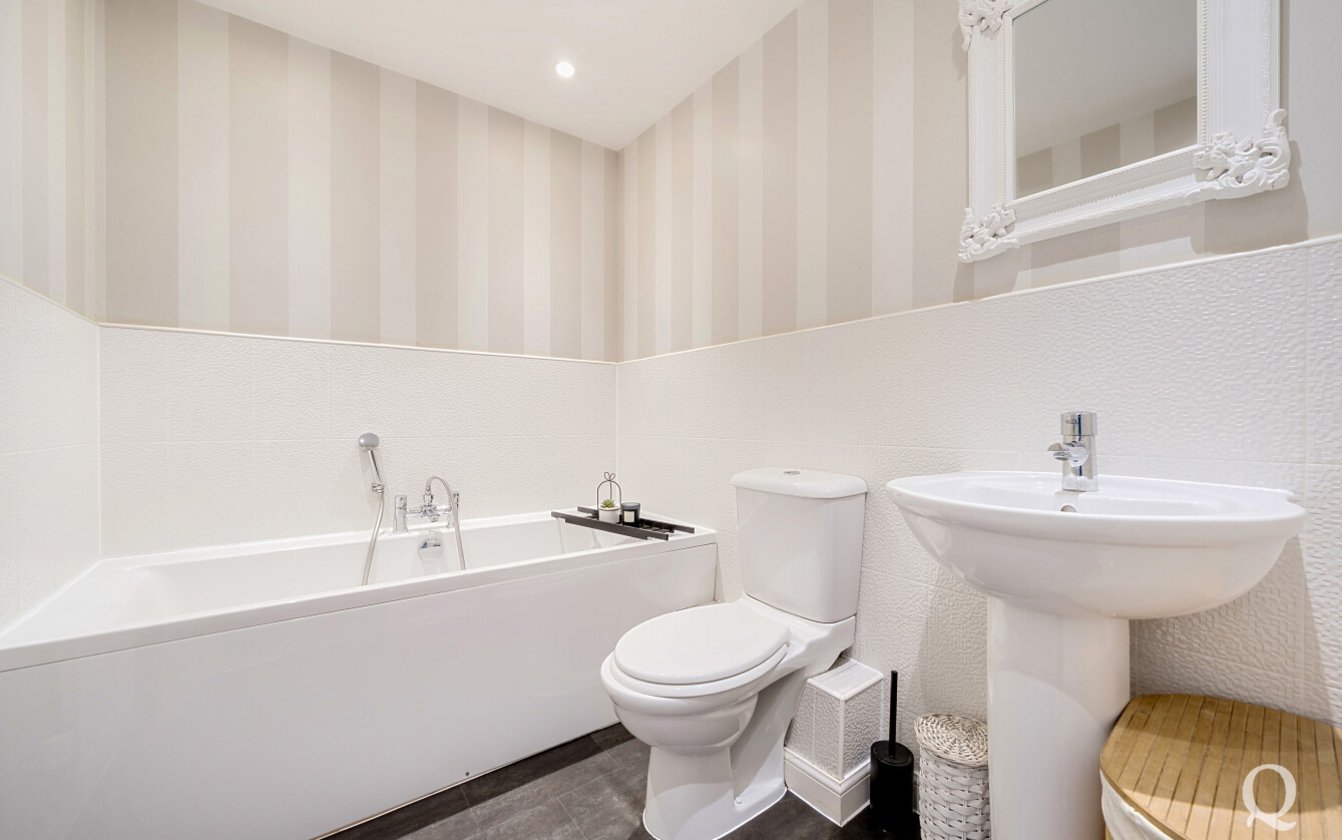 Daisy Close, Minster on Sea, Sheerness, Kent, ME12, 8562, image-8 - Quealy & Co