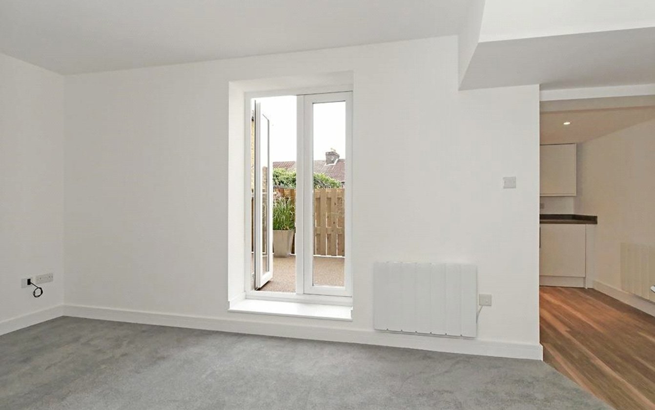 Park Road, Sittingbourne, Kent, ME10, 8679, image-5 - Quealy & Co