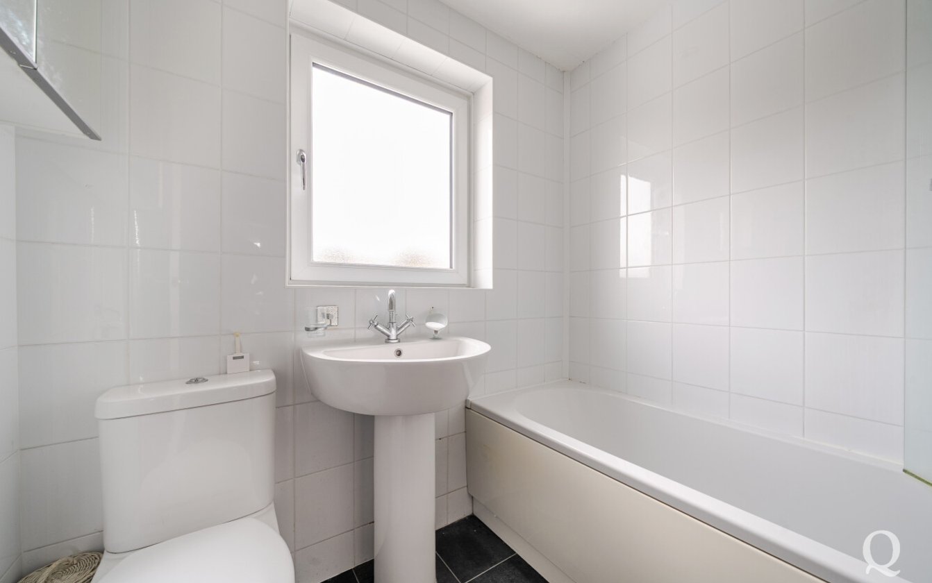 Blythe Close, Sittingbourne, Kent, ME10, 8986, image-18 - Quealy & Co