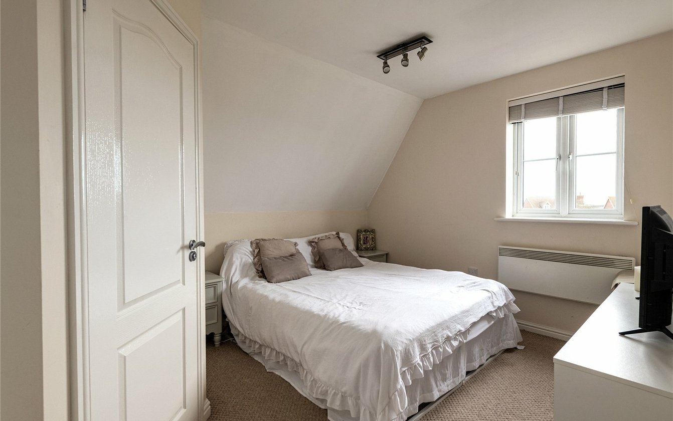 Mallard Crescent, Iwade, Sittingbourne, Kent, ME9, 9001, image-3 - Quealy & Co