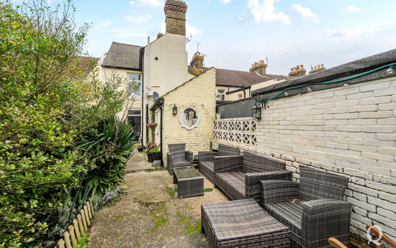 London Road, Teynham, Sittingbourne, Kent, ME9, 9030, image-18 - Quealy & Co