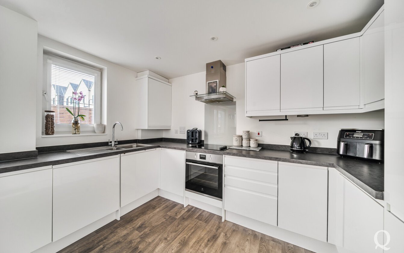 Cooks Lane, Sittingbourne, Kent, ME10, 9043, image-10 - Quealy & Co