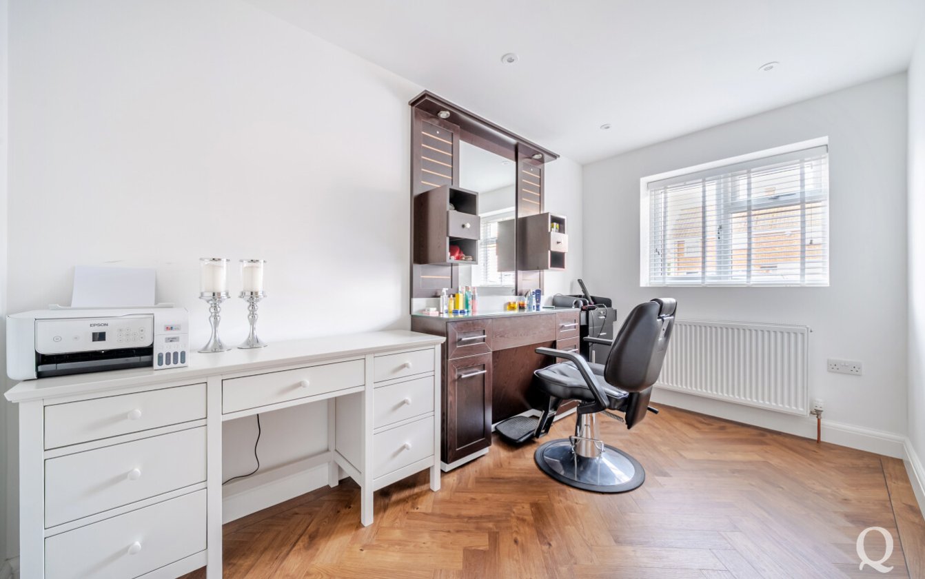 Silverdale Grove, Sittingbourne, Kent, ME10, 9068, image-6 - Quealy & Co