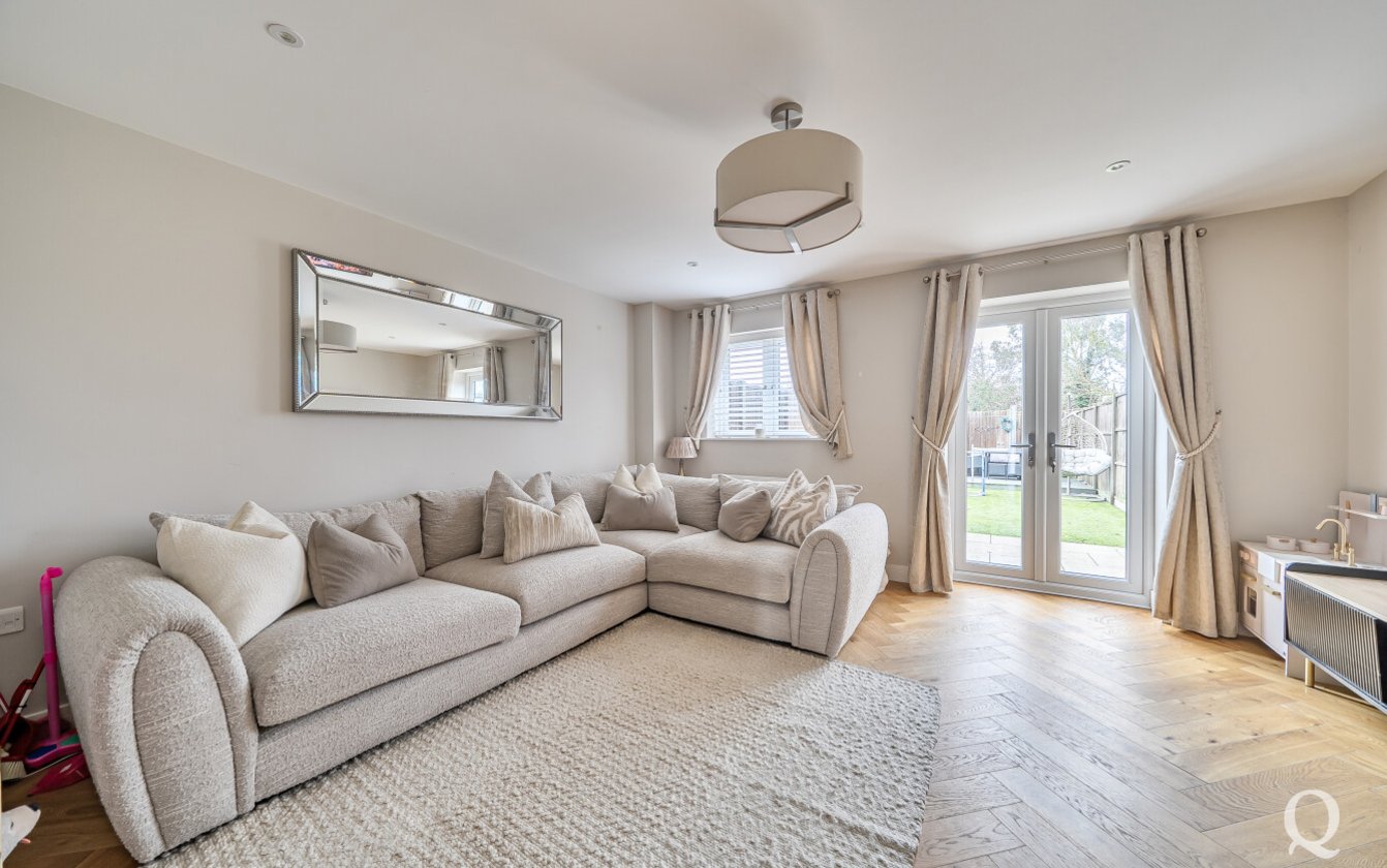 Commodores Close, Minster On Sea, Kent, ME12, 9102, image-5 - Quealy & Co