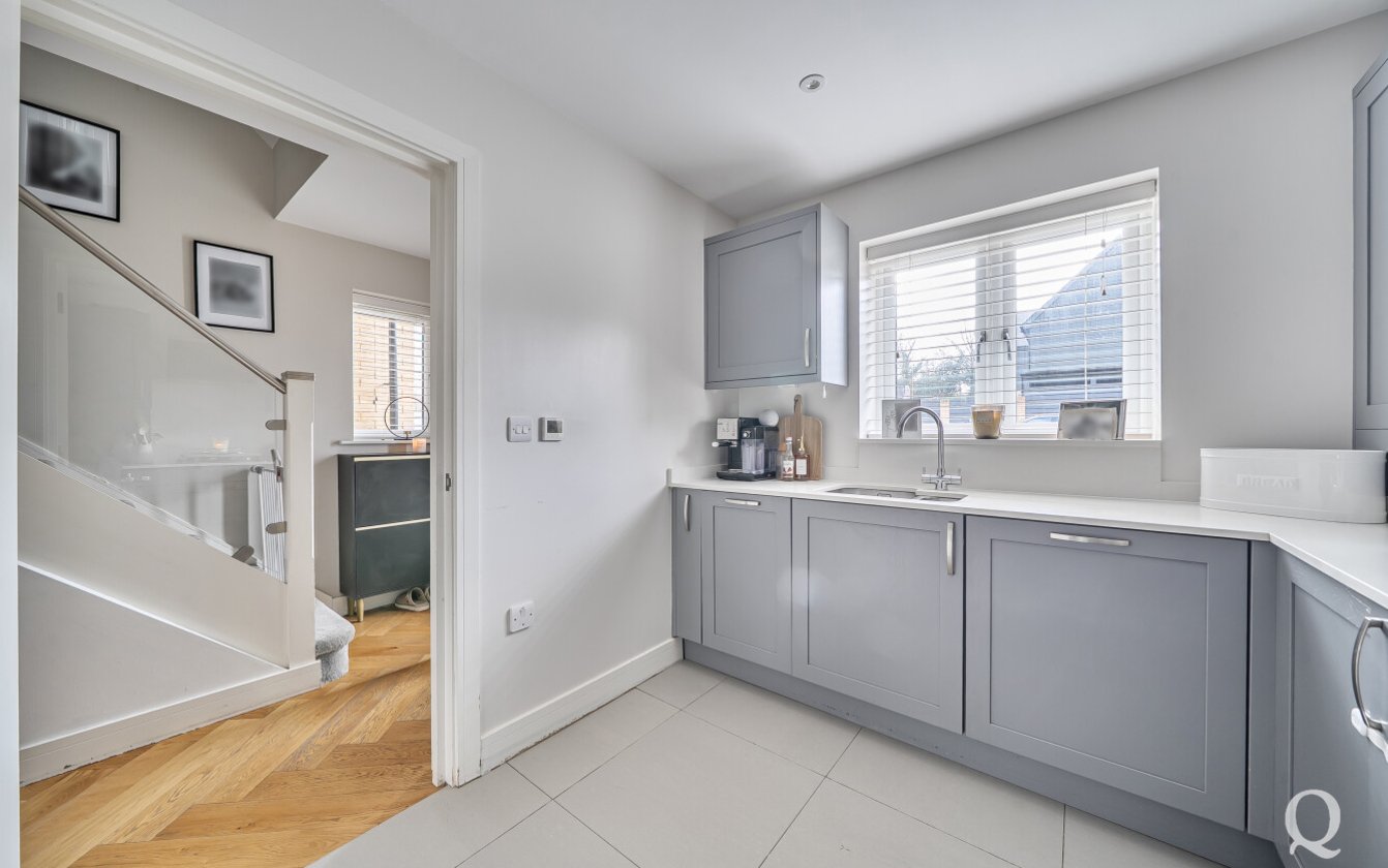 Commodores Close, Minster On Sea, Kent, ME12, 9102, image-9 - Quealy & Co