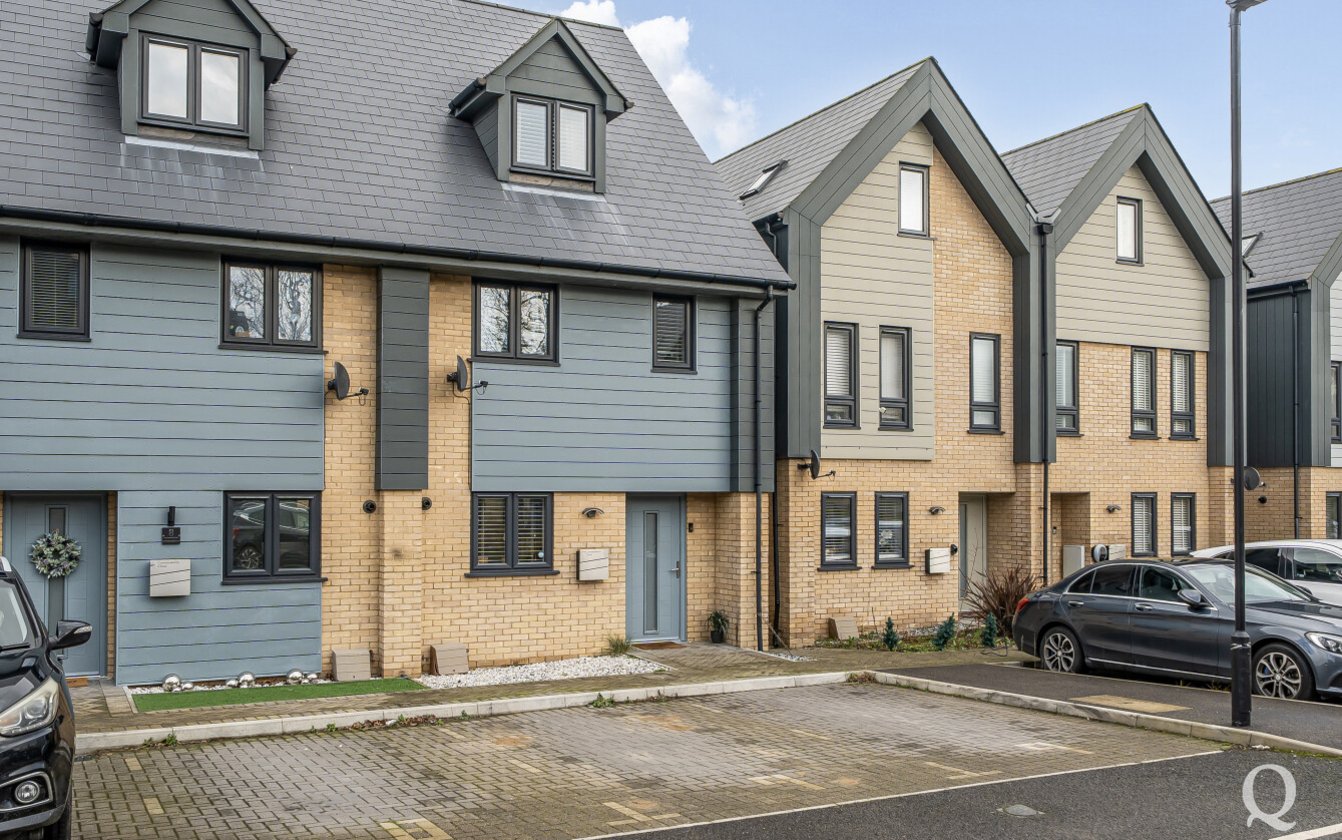 Commodores Close, Minster On Sea, Kent, ME12, 9102, image-1 - Quealy & Co