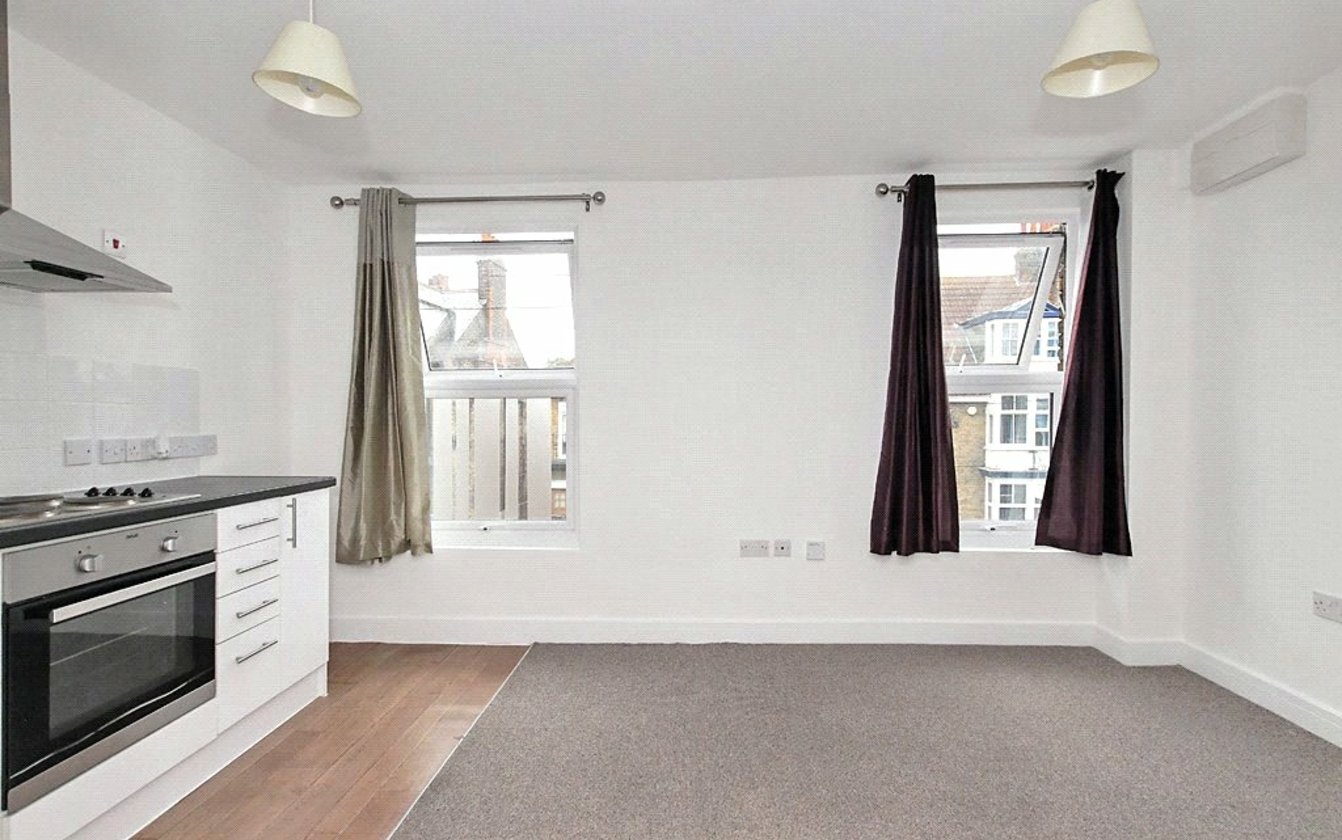 Park Road, Sittingbourne, Kent, ME10, 9163, image-3 - Quealy & Co