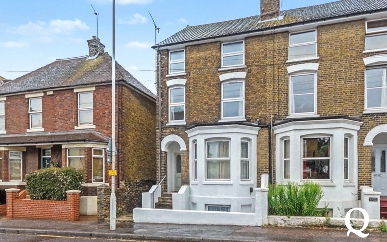 Park Road, Sittingbourne, Kent, ME10, 9163, image-1 - Quealy & Co