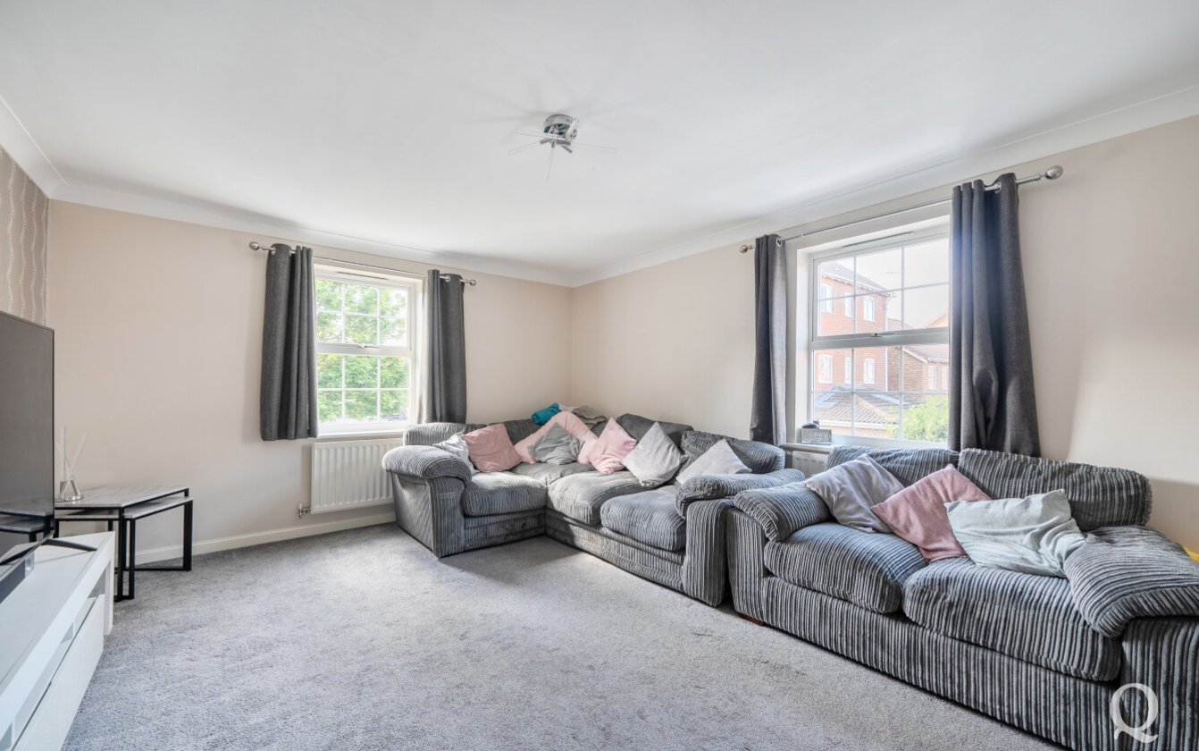 Emerald Crescent, Sittingbourne, Kent, ME10, 9279, image-2 - Quealy & Co