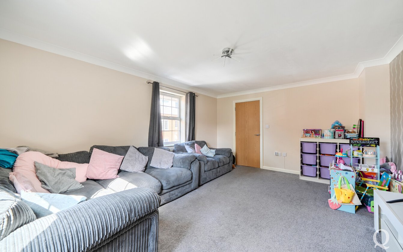 Emerald Crescent, Sittingbourne, Kent, ME10, 9279, image-9 - Quealy & Co