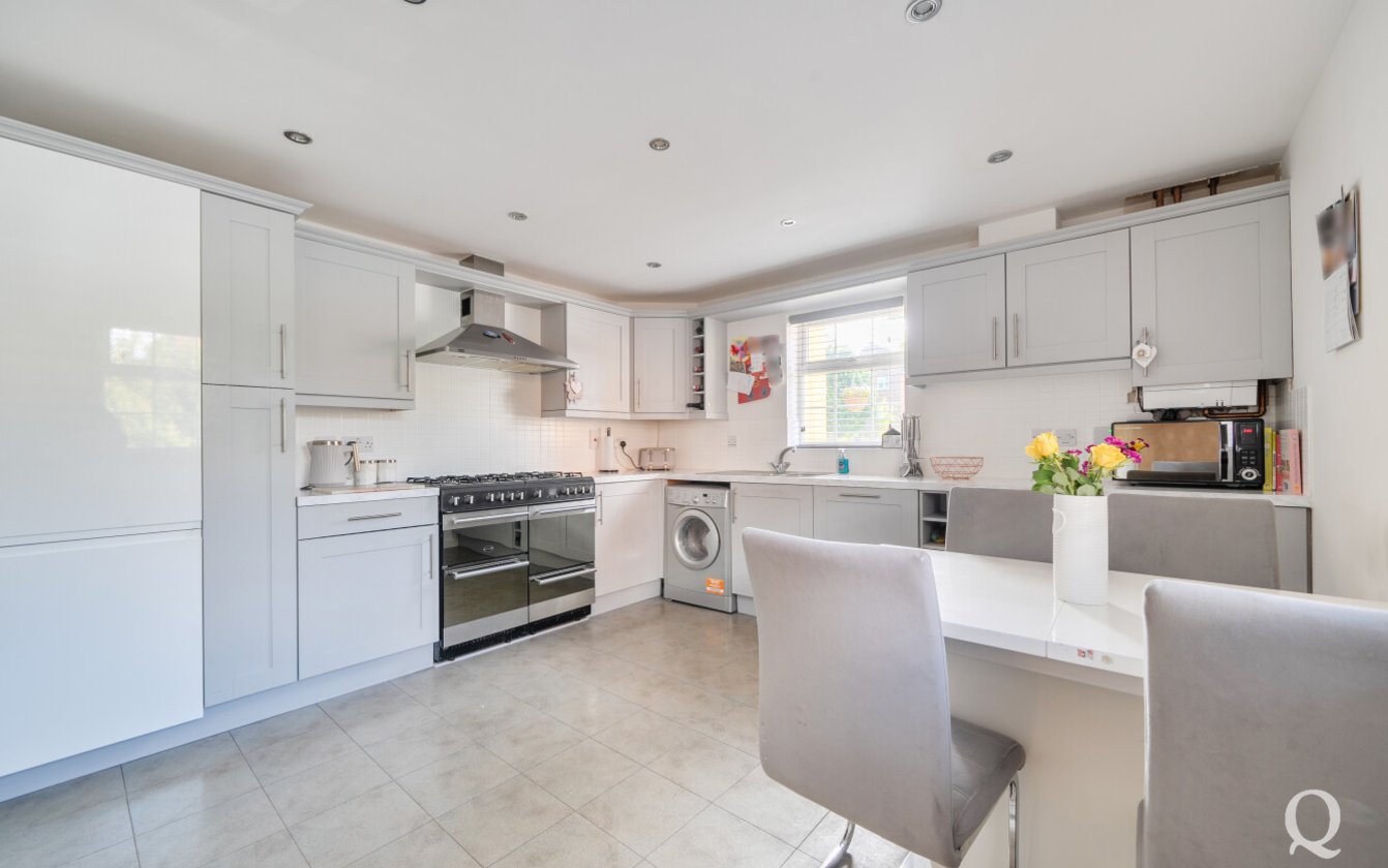 Emerald Crescent, Sittingbourne, Kent, ME10, 9279, image-4 - Quealy & Co