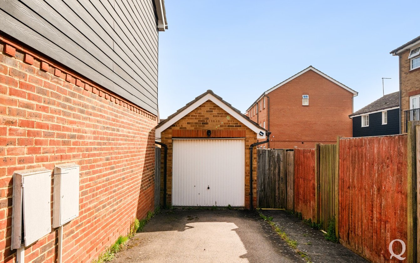 Emerald Crescent, Sittingbourne, Kent, ME10, 9279, image-8 - Quealy & Co