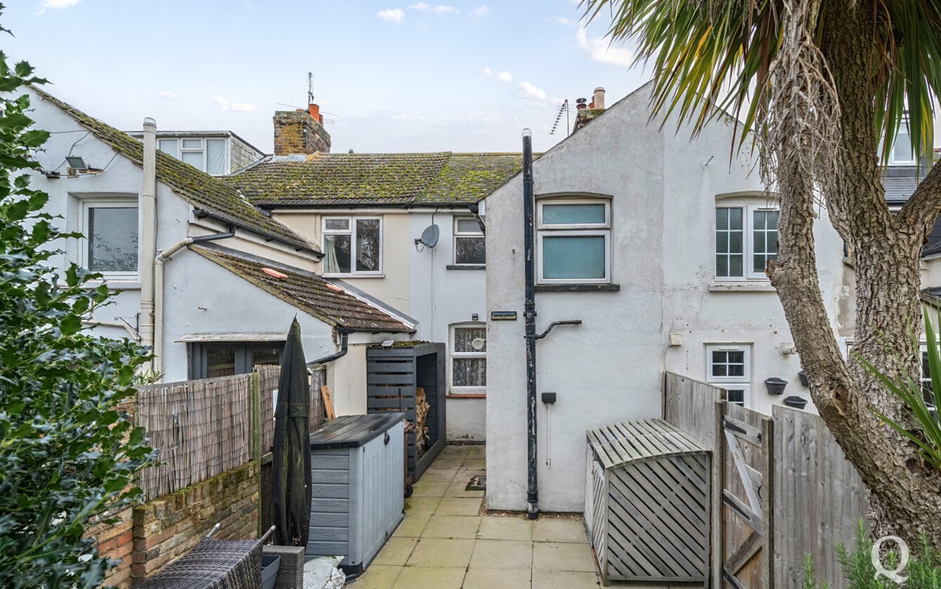 Frognal Lane, Sittingbourne, Kent, ME9, 9303, image-15 - Quealy & Co