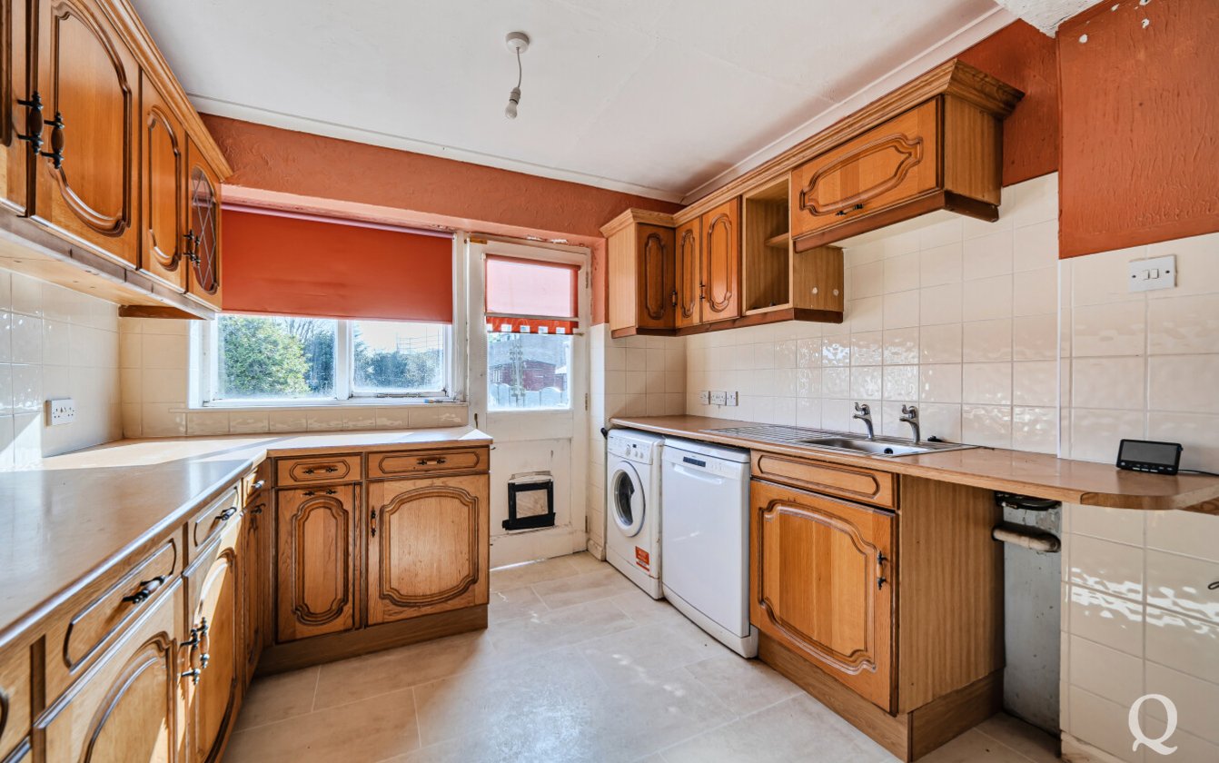 Langley Road, Sittingbourne, Kent, ME10, 9377, image-9 - Quealy & Co