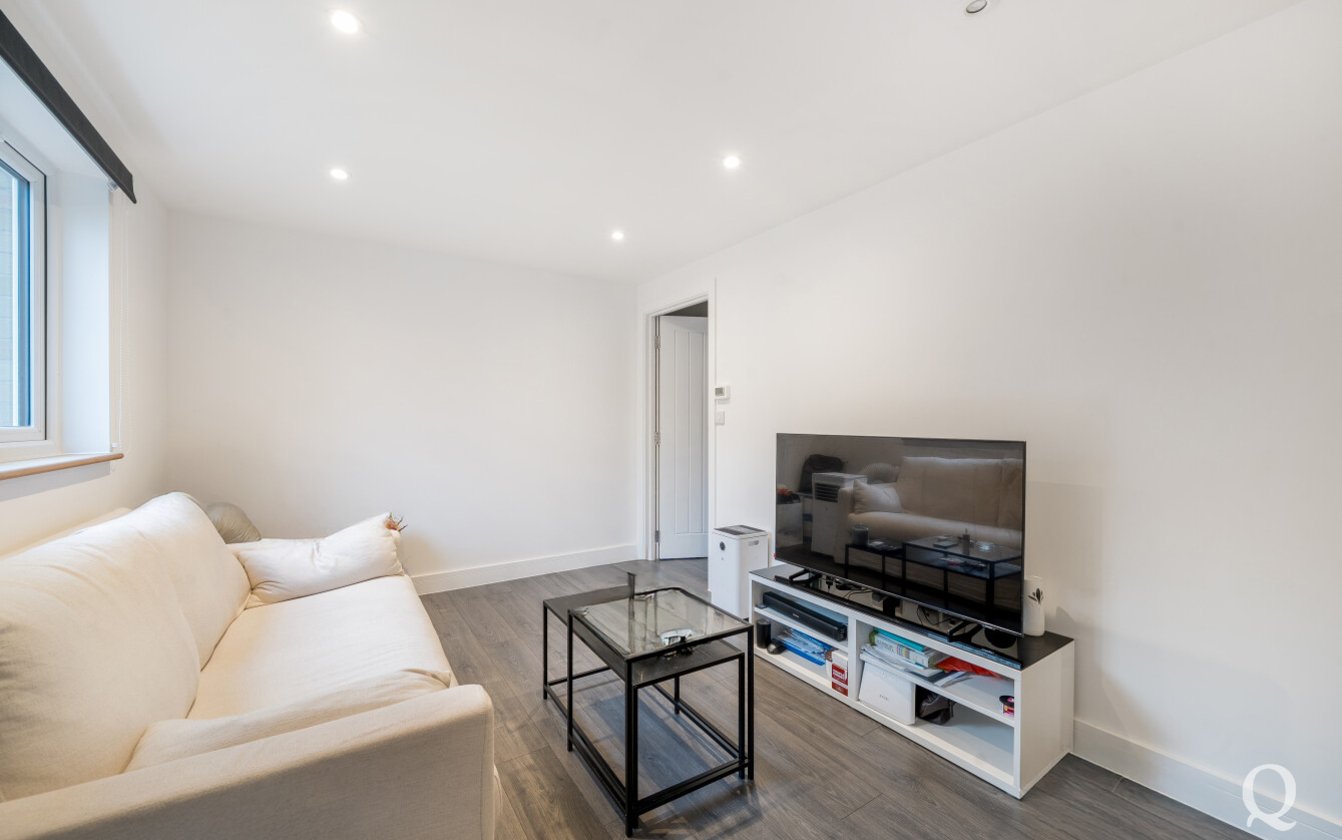 Onyx Drive, Sittingbourne, Kent, ME10, 9382, image-2 - Quealy & Co