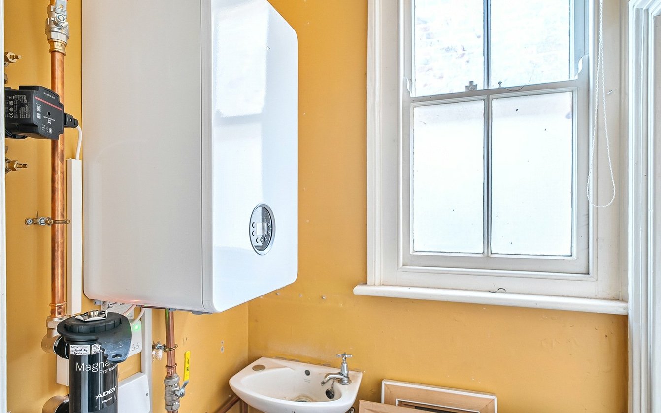 Church Lane, The Historic Dockyard, Chatham, Kent, ME4, 9394, image-27 - Quealy & Co