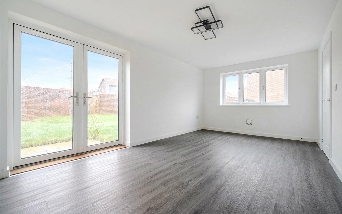 Henge Road, Iwade, Sittingbourne, Kent, ME9, 9401, image-14 - Quealy & Co