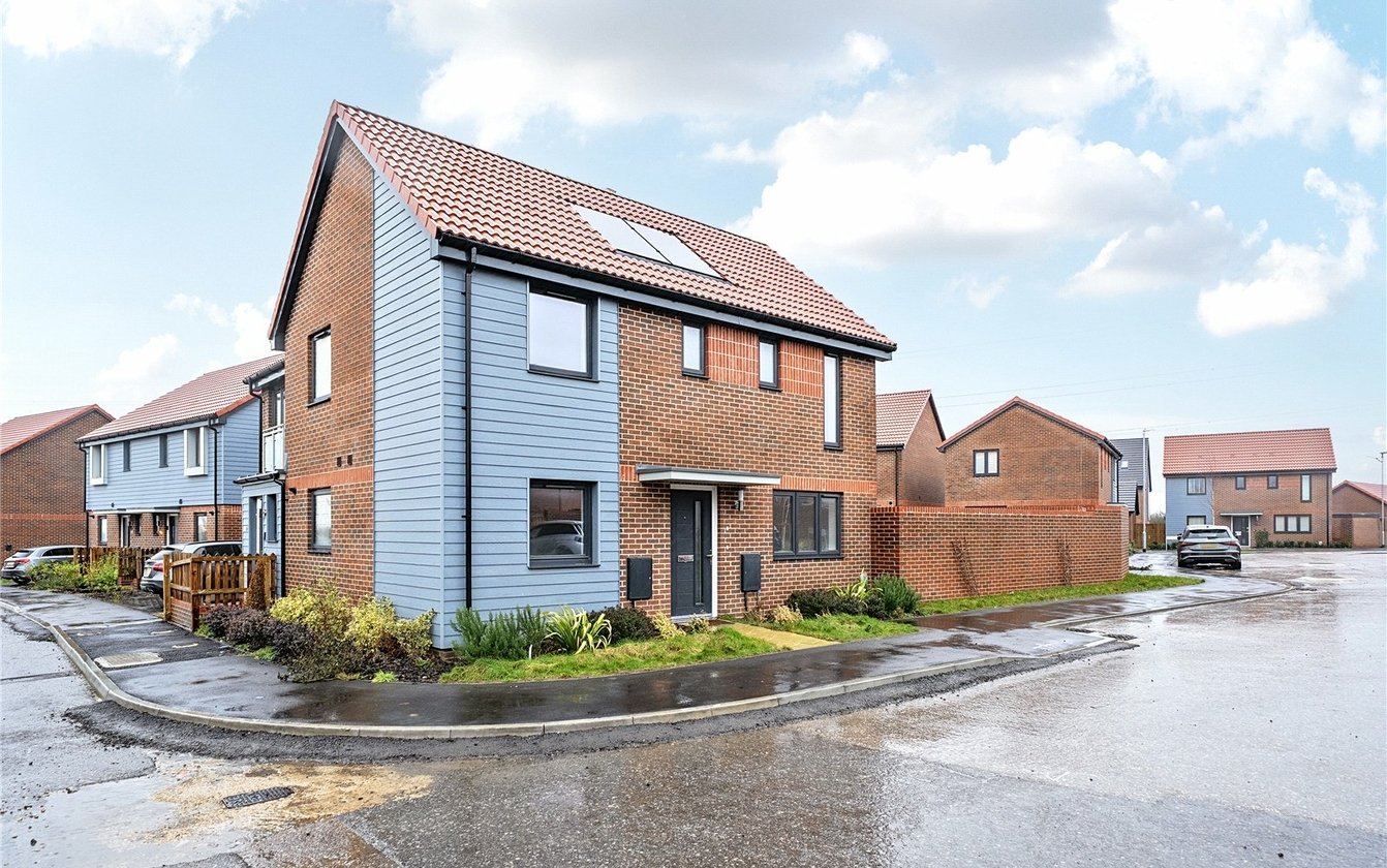 Henge Road, Iwade, Sittingbourne, Kent, ME9, 9401, image-23 - Quealy & Co