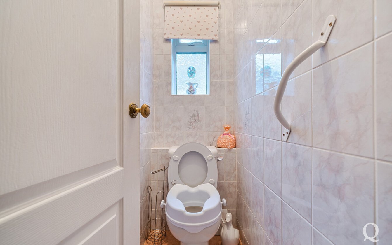 Auckland Drive, Sittingbourne, Kent, ME10, 9406, image-15 - Quealy & Co