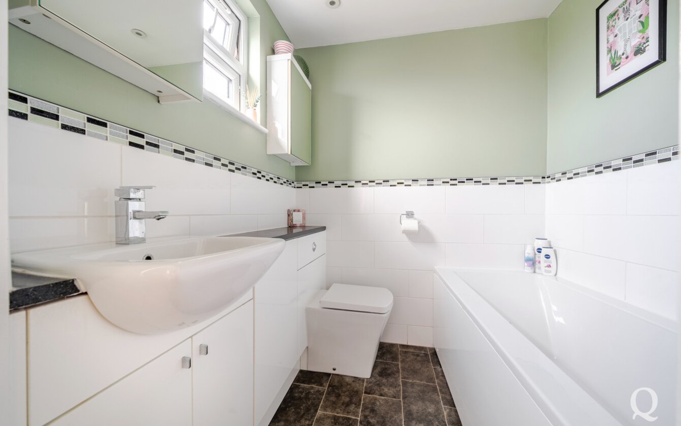 Borden Lane, Sittingbourne, Kent, ME10, 9408, image-18 - Quealy & Co