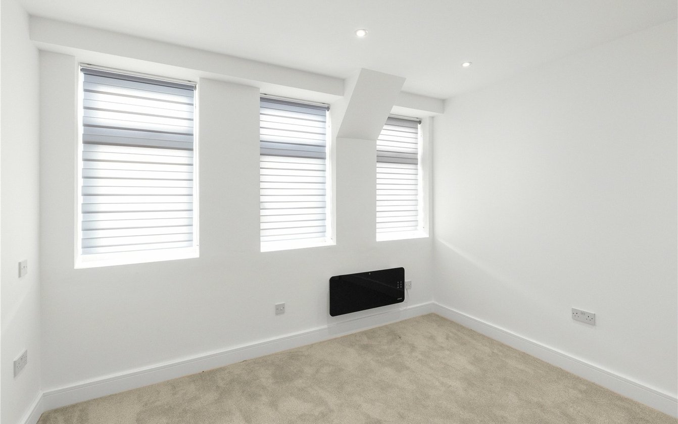 London Road, Sittingbourne, Kent, ME10, 9445, image-3 - Quealy & Co