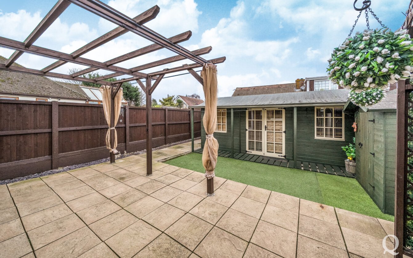 Chaffes Lane, Upchurch, Sittingbourne, Kent, ME9, 9475, image-2 - Quealy & Co