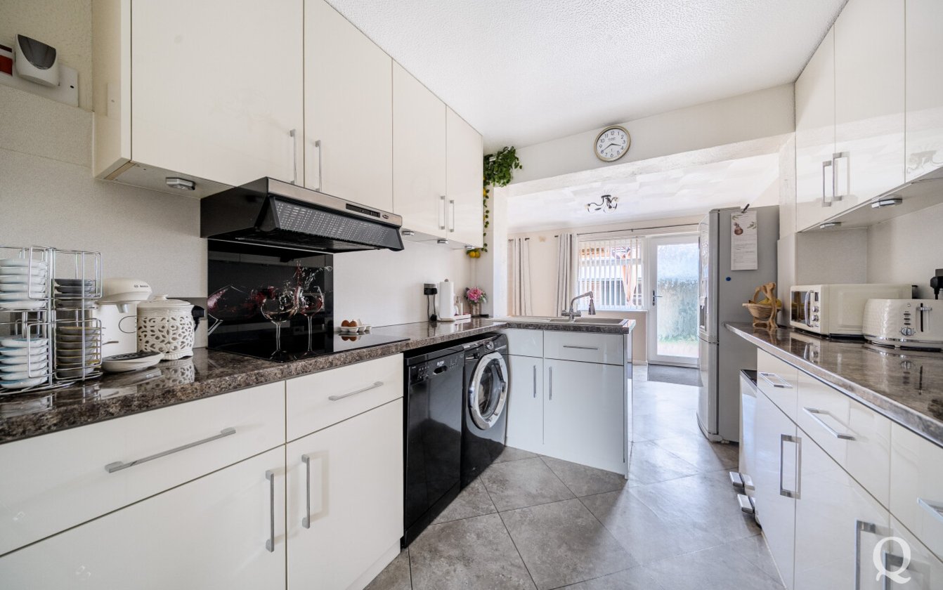 Chaffes Lane, Upchurch, Sittingbourne, Kent, ME9, 9475, image-2 - Quealy & Co