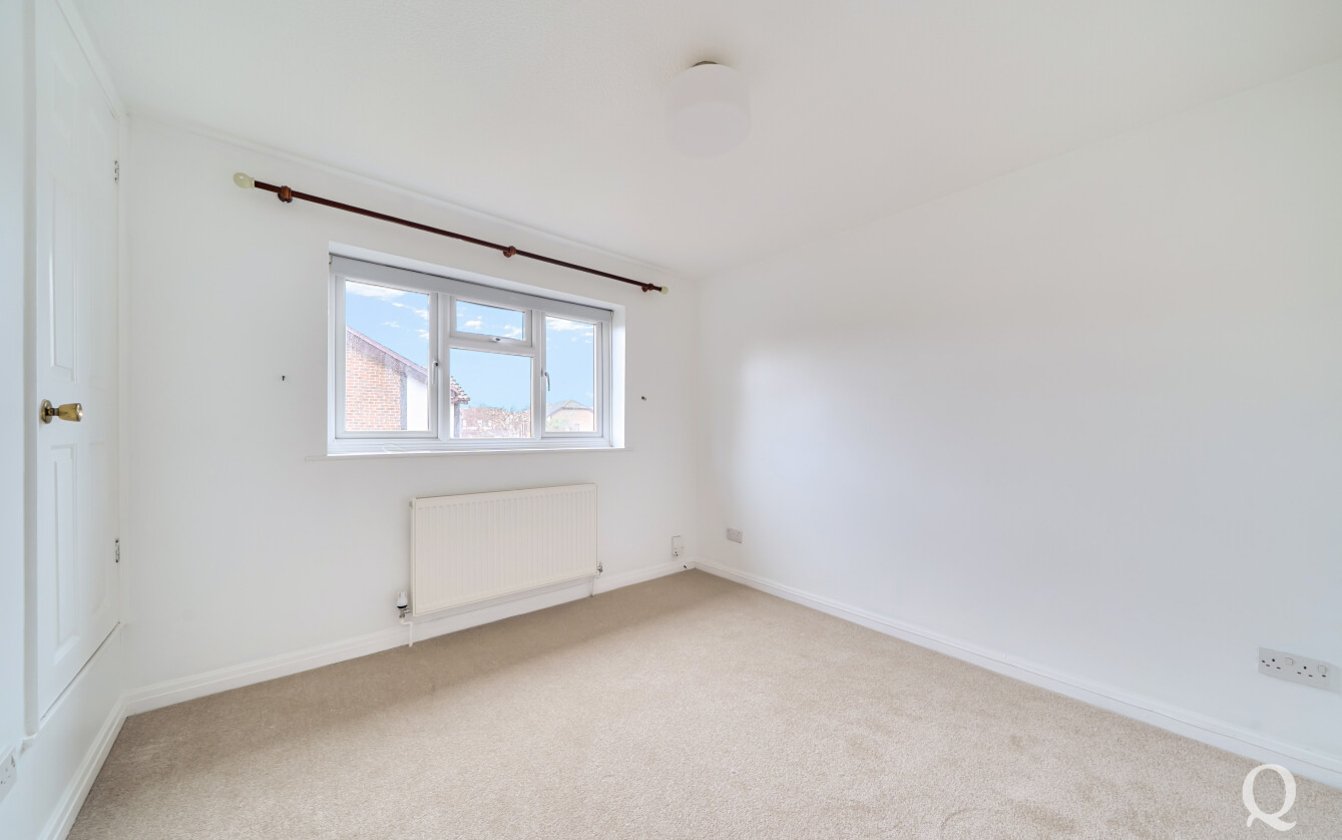 Clerke Drive, Kemsley, Sittingbourne, Kent, ME10, 9520, image-5 - Quealy & Co