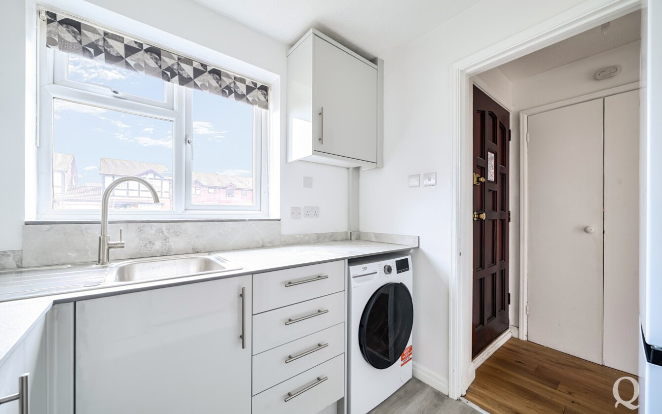 Clerke Drive, Kemsley, Sittingbourne, Kent, ME10, 9520, image-14 - Quealy & Co