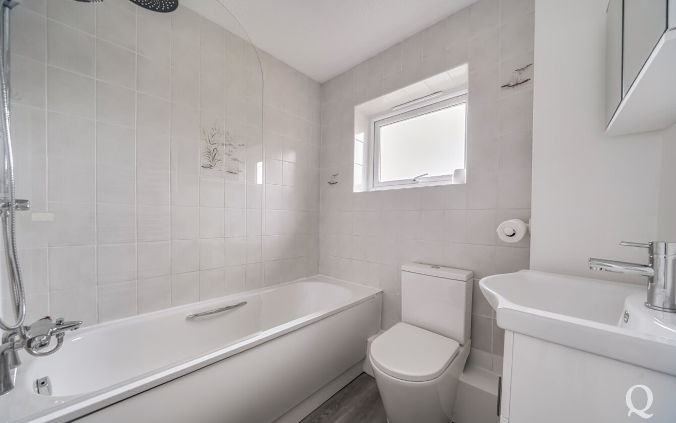 Clerke Drive, Kemsley, Sittingbourne, Kent, ME10, 9520, image-8 - Quealy & Co