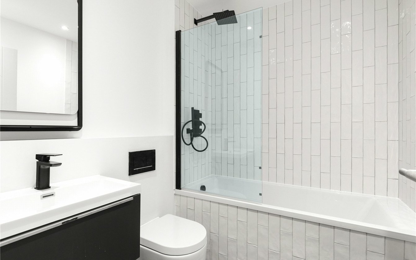 London Road, Sittingbourne, Kent, ME10, 9528, image-6 - Quealy & Co