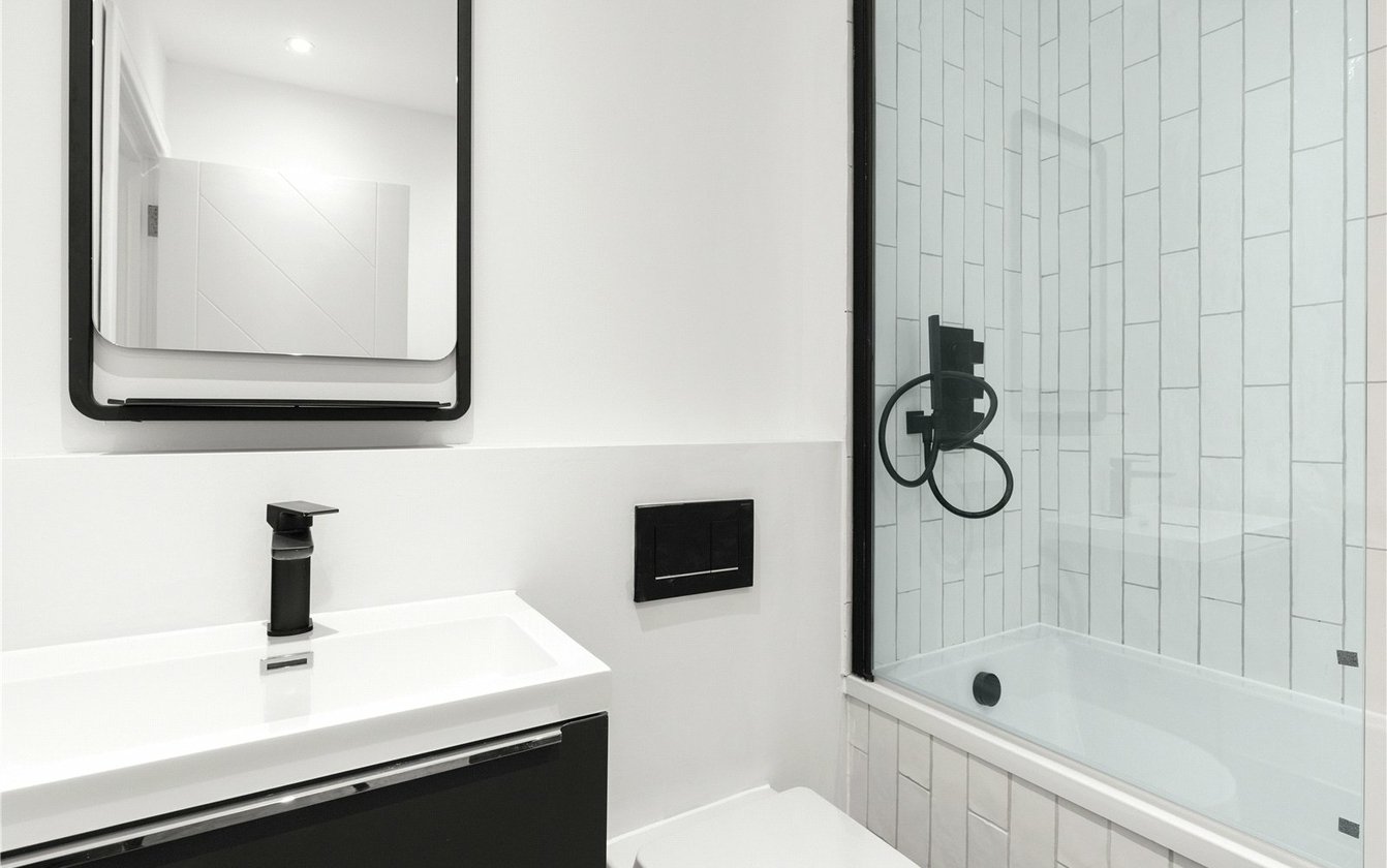 London Road, Sittingbourne, Kent, ME10, 9528, image-7 - Quealy & Co