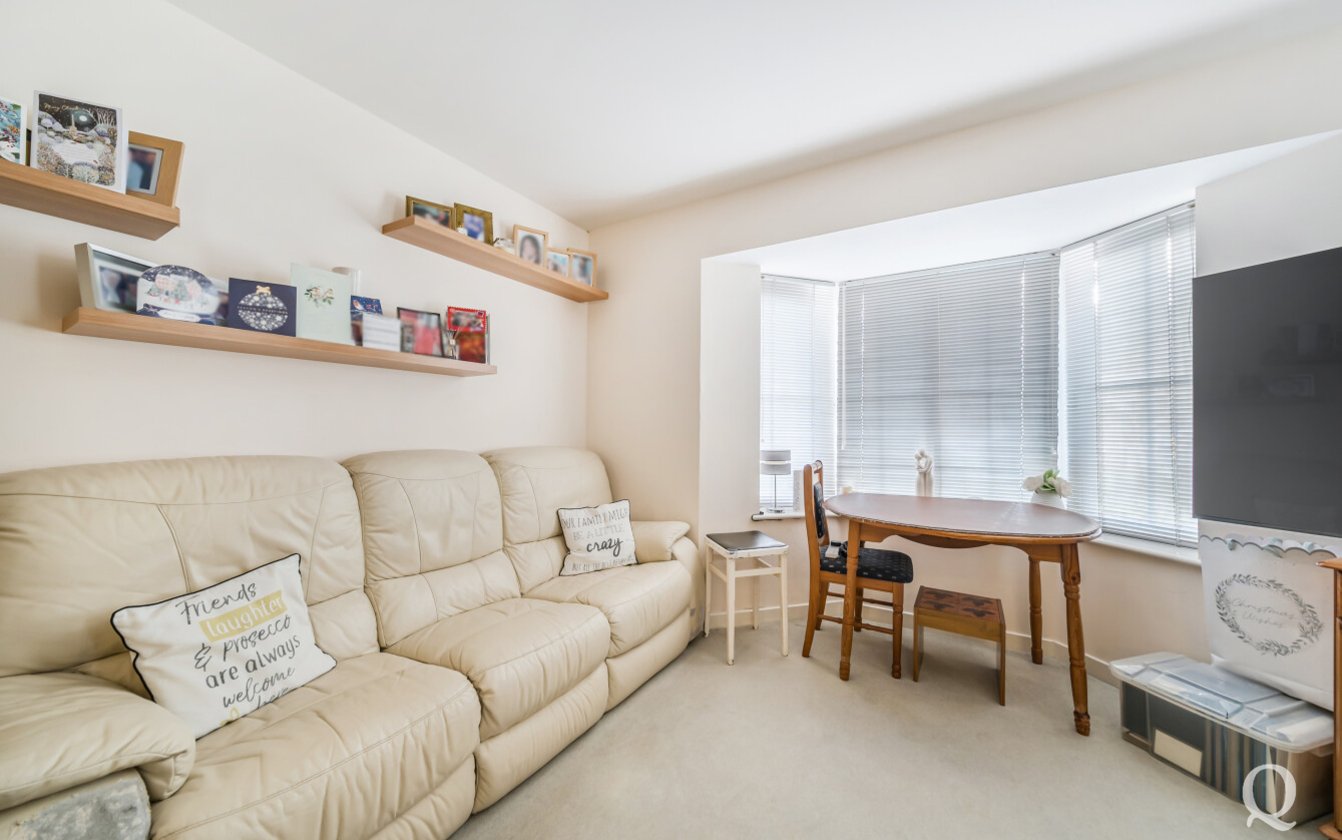 Samuel Drive, Kemsley, Sittingbourne, Kent, ME10, 9574, image-2 - Quealy & Co