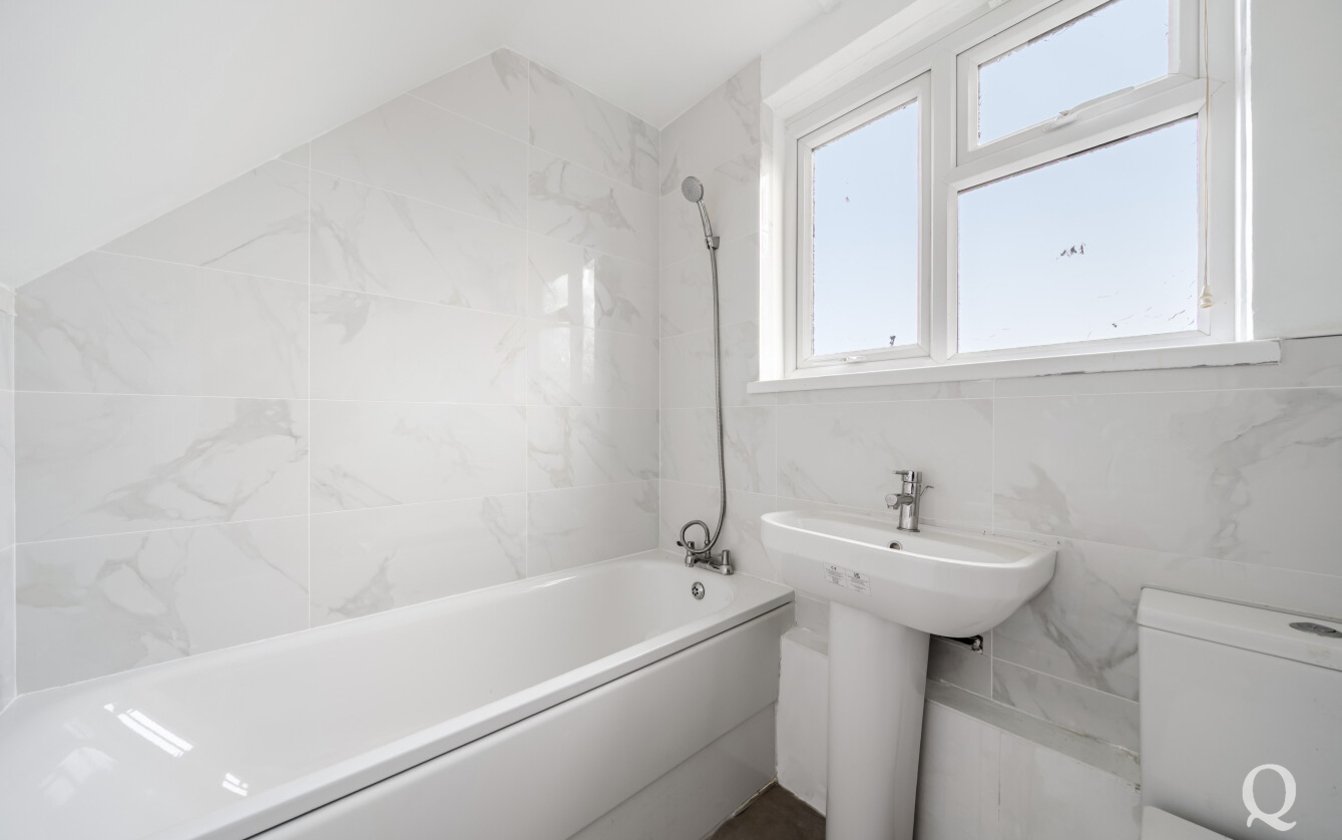 Meads Avenue, Sittingbourne, Kent, ME10, 9592, image-6 - Quealy & Co