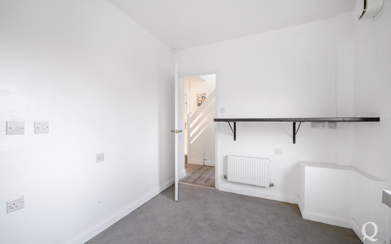 Meads Avenue, Sittingbourne, Kent, ME10, 9592, image-16 - Quealy & Co