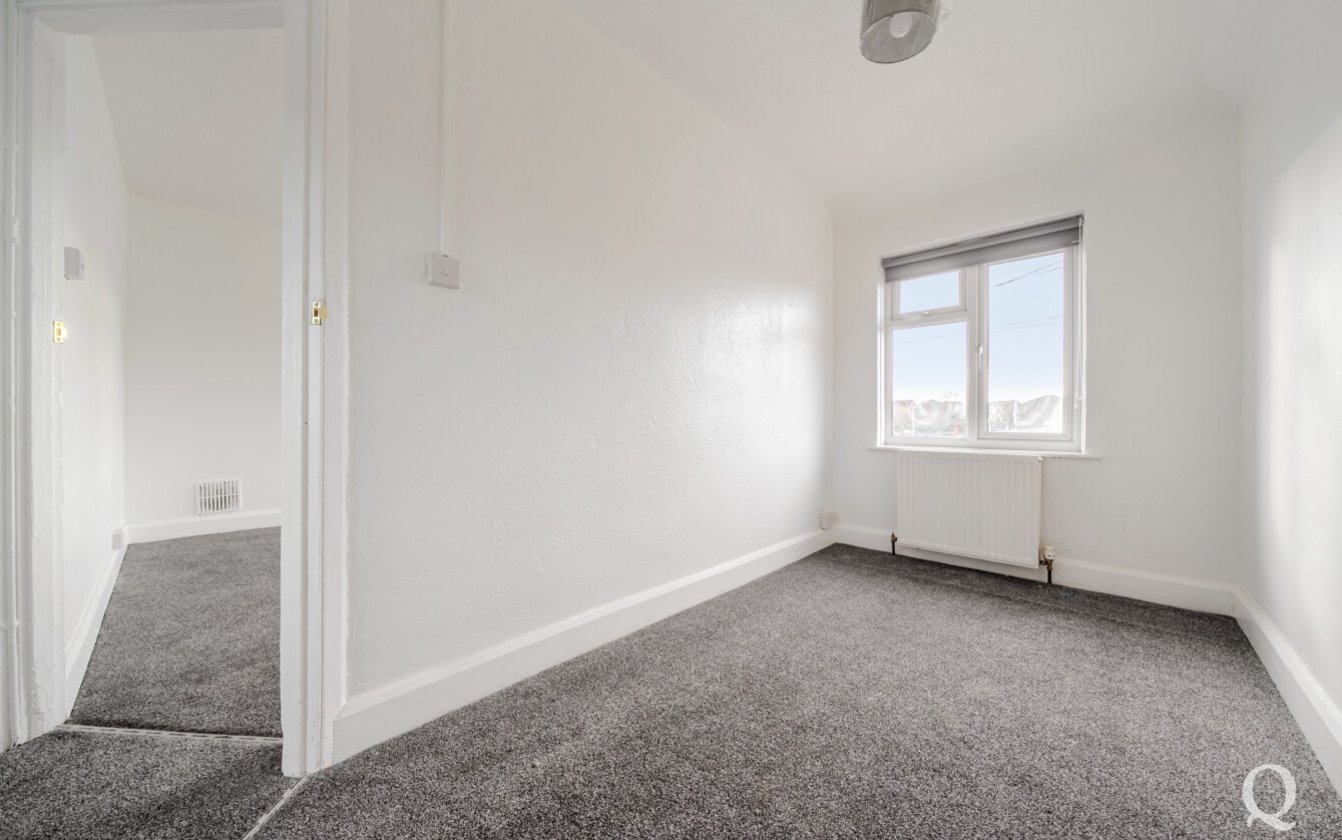 Meads Avenue, Sittingbourne, Kent, ME10, 9592, image-20 - Quealy & Co