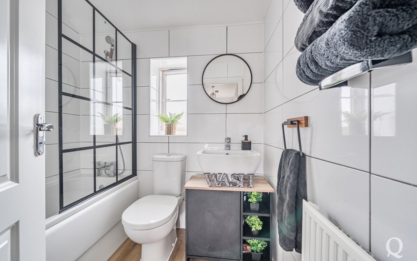 Holly Blue Drive, Iwade, Sittingbourne, Kent, ME9, 9594, image-19 - Quealy & Co