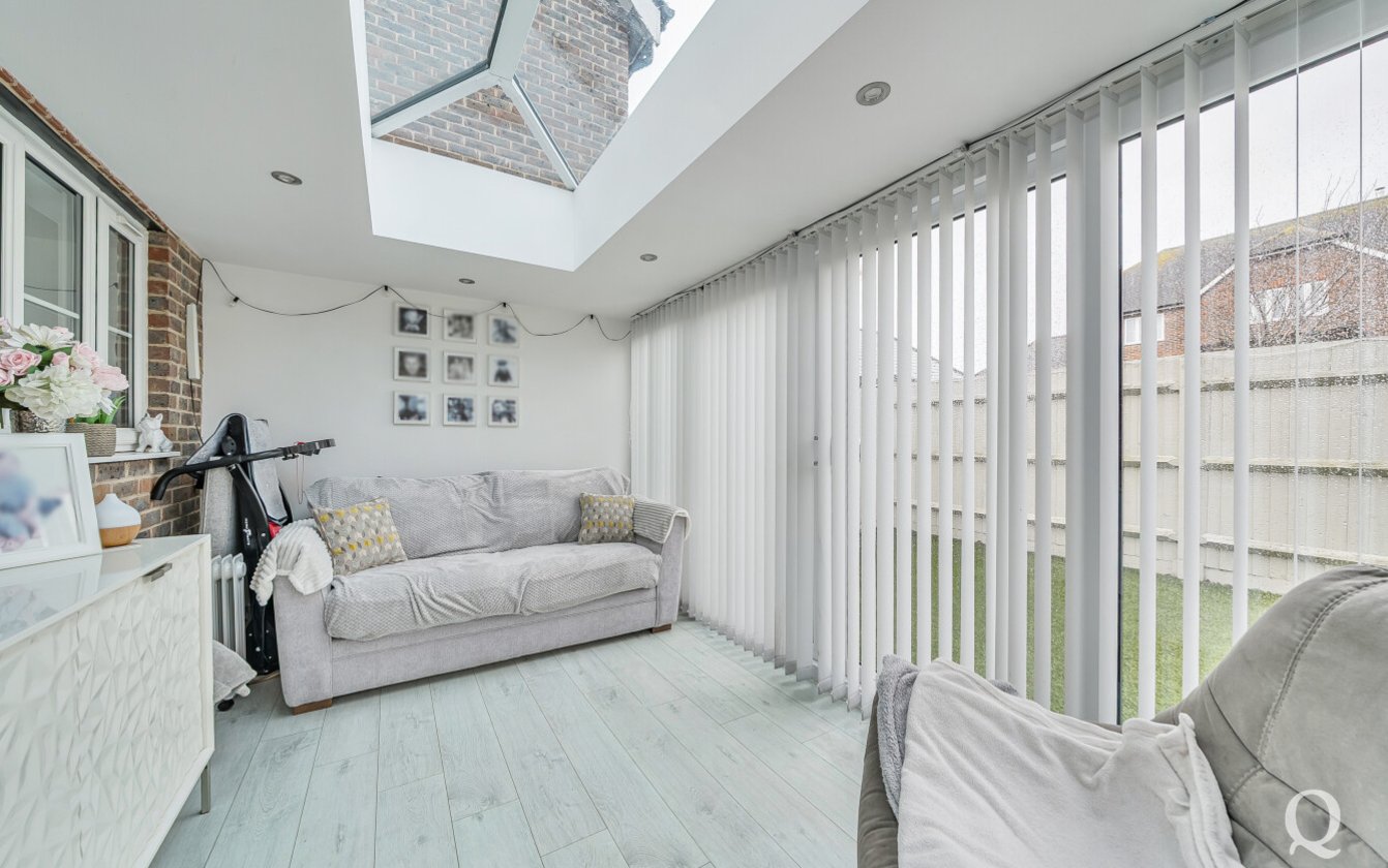 Holly Blue Drive, Iwade, Sittingbourne, Kent, ME9, 9594, image-4 - Quealy & Co