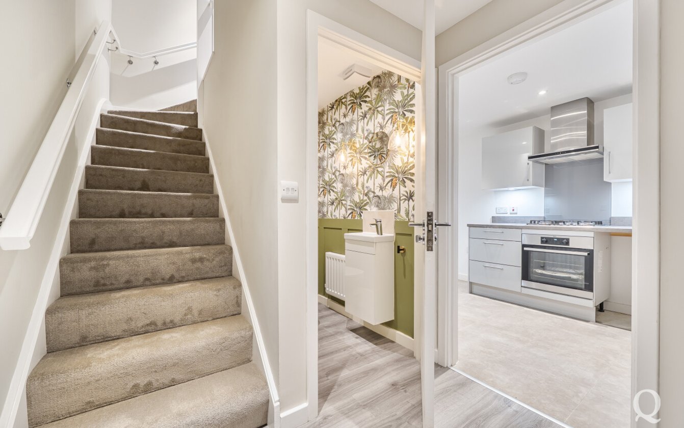 Pearwood Road, Allington, Maidstone, Kent, ME16, 9621, image-10 - Quealy & Co