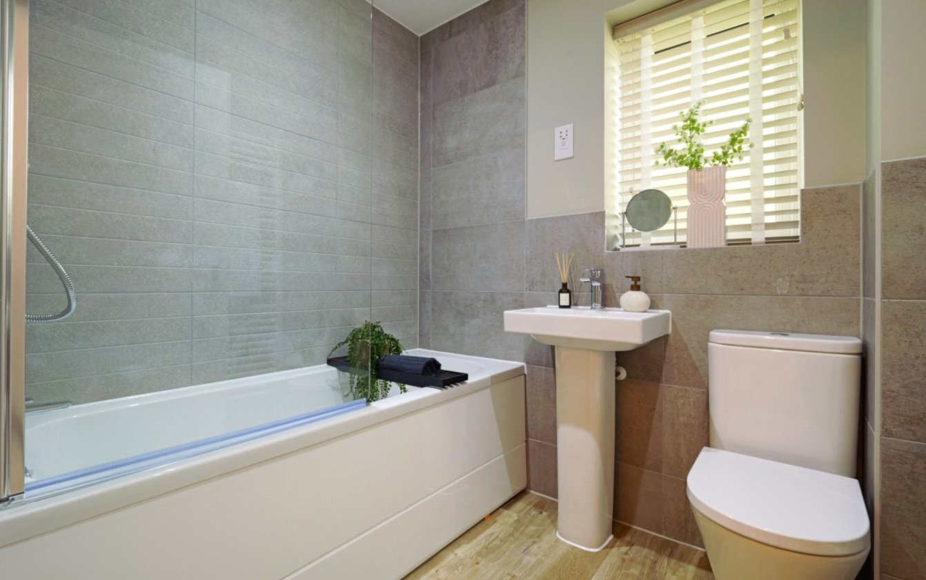 Grovehurst Road, Sittingbourne, Kent, ME9, 9622, image-9 - Quealy & Co