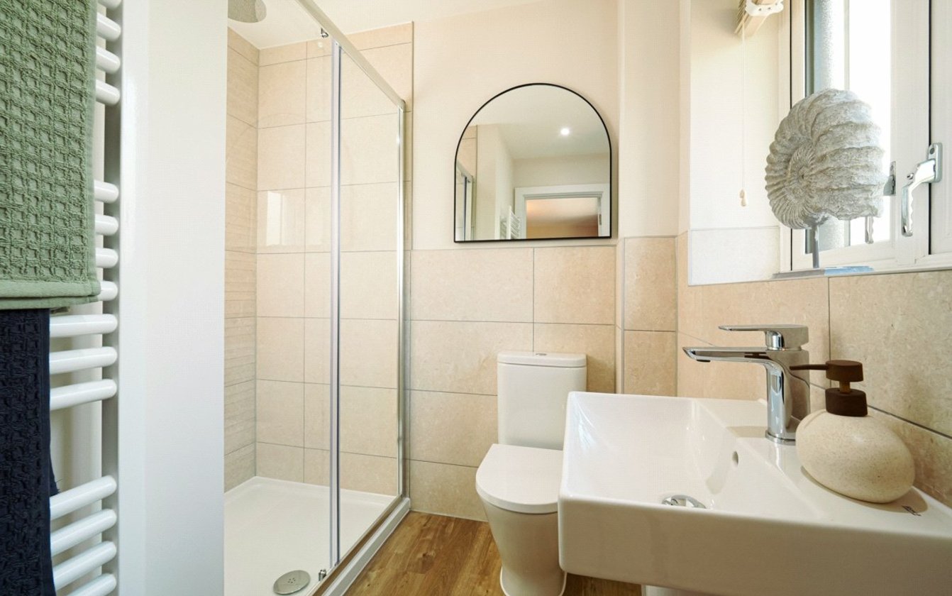 Grovehurst Road, Sittingbourne, Kent, ME9, 9622, image-7 - Quealy & Co