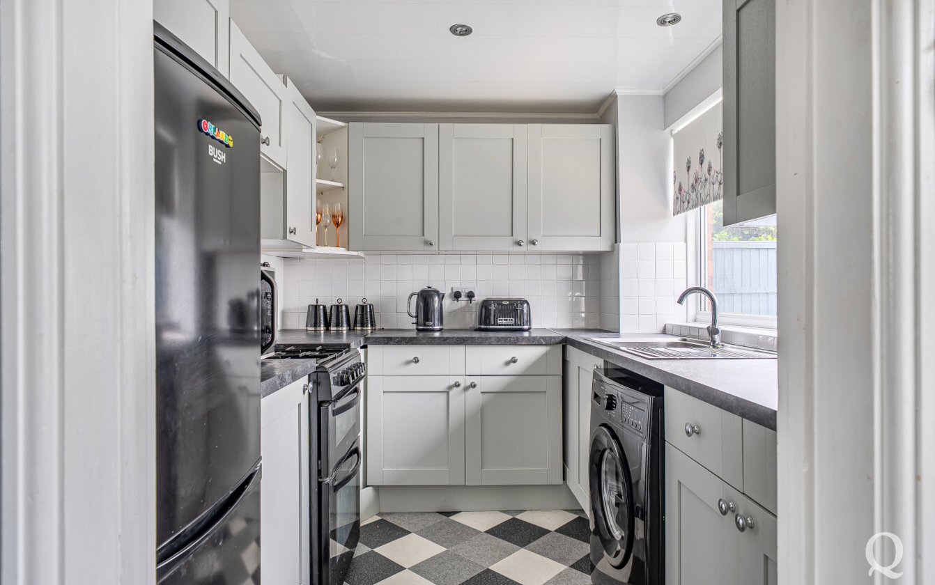 Puttney Drive, Kemsley, Sittingbourne, Kent, ME10, 9647, image-6 - Quealy & Co