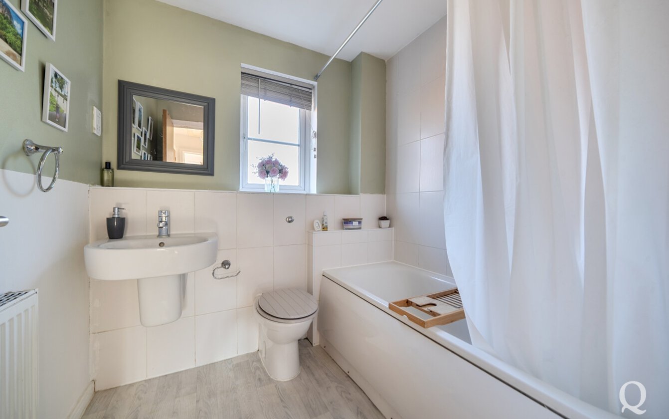 Barnfields Court, Sittingbourne, Kent, ME10, 9777, image-18 - Quealy & Co