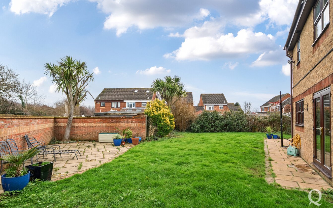 Beauvoir Drive, Kemsley, Sittingbourne, Kent, ME10, 9809, image-23 - Quealy & Co