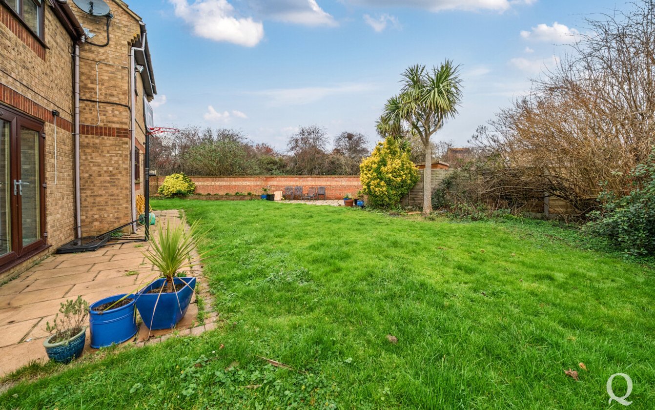 Beauvoir Drive, Kemsley, Sittingbourne, Kent, ME10, 9809, image-21 - Quealy & Co