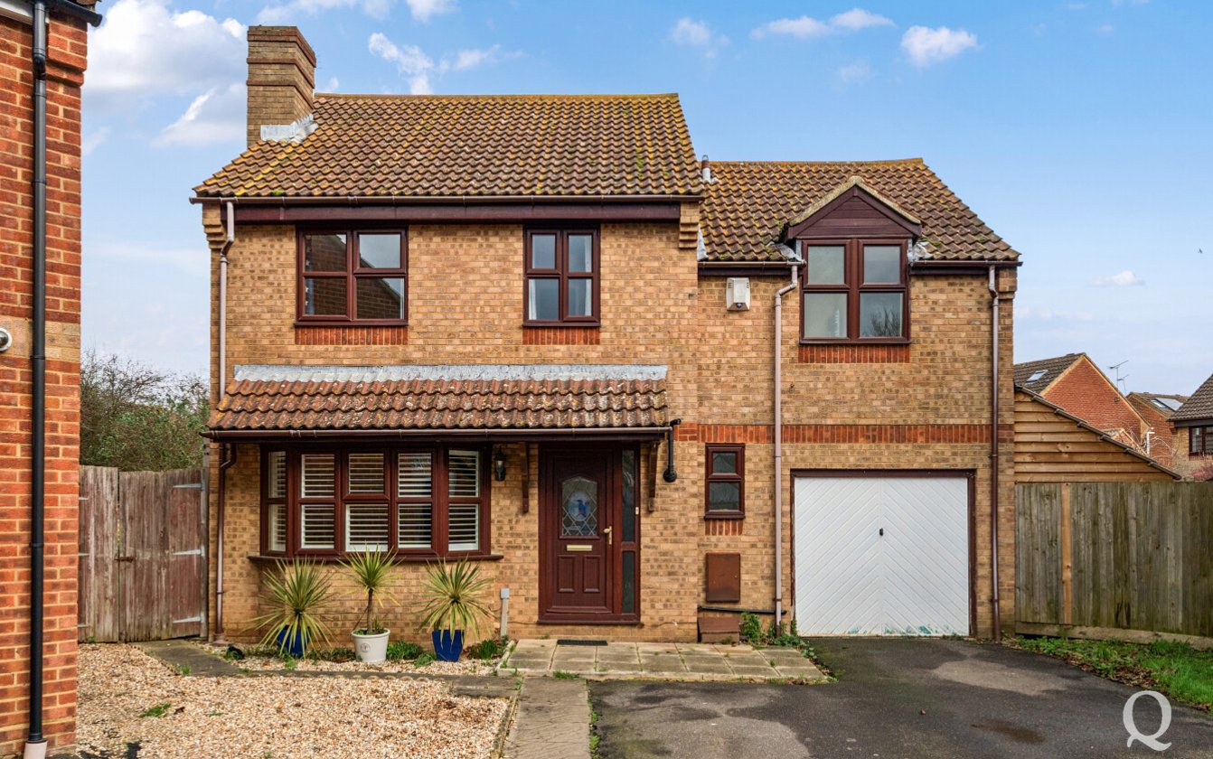 Beauvoir Drive, Kemsley, Sittingbourne, Kent, ME10, 9809, image-24 - Quealy & Co