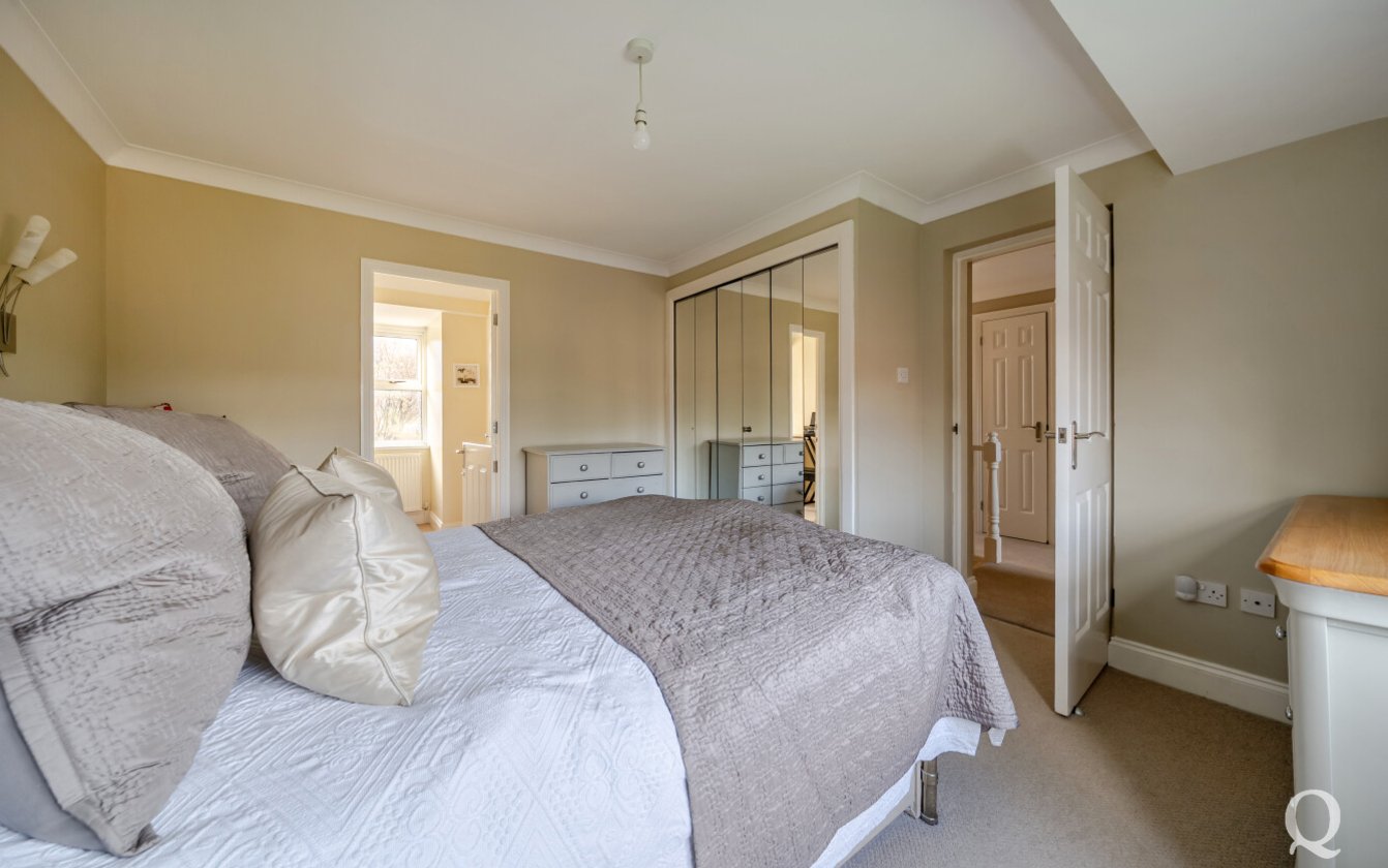 Beauvoir Drive, Kemsley, Sittingbourne, Kent, ME10, 9809, image-16 - Quealy & Co