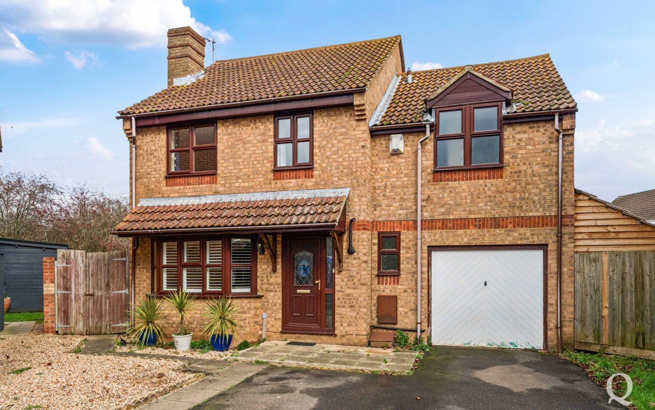 Beauvoir Drive, Kemsley, Sittingbourne, Kent, ME10, 9809, image-1 - Quealy & Co